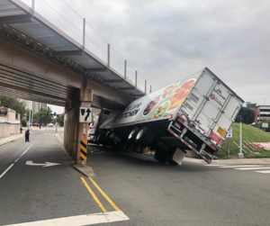 truck accident underpass
